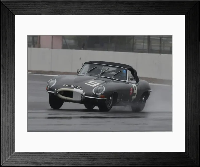 Framed Print : CJ9 3442 Marc Gordon, Nick Finburgh, Jaguar E-Type Framed Print : CJ9 3442 Marc Gordon, Nick Finburgh, Jaguar E-Type