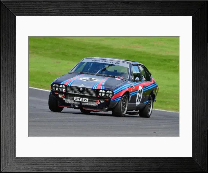 Framed Print : CJ9 4682 Simon Hampton, Alfa Romeo Alfetta GTV Framed Print : CJ9 4682 Simon Hampton, Alfa Romeo Alfetta GTV