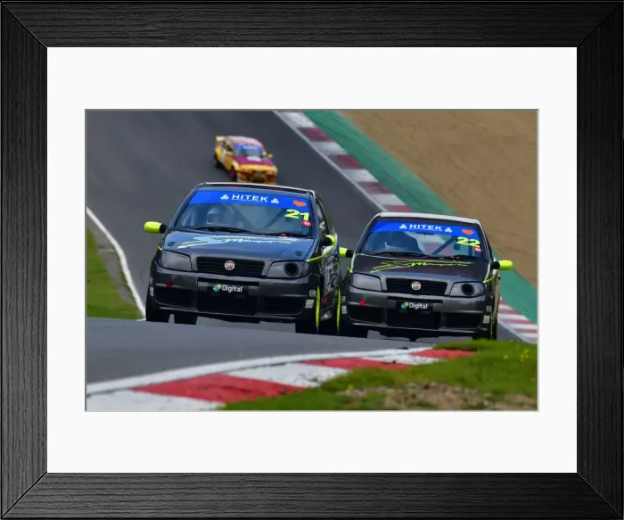 Framed Print : CJ9 4215 Simon McFie, FIAT Punto Abarth, Chris McFie, FIAT Punto Abarth Framed Print : CJ9 4215 Simon McFie, FIAT Punto Abarth, Chris McFie, FIAT Punto Abarth