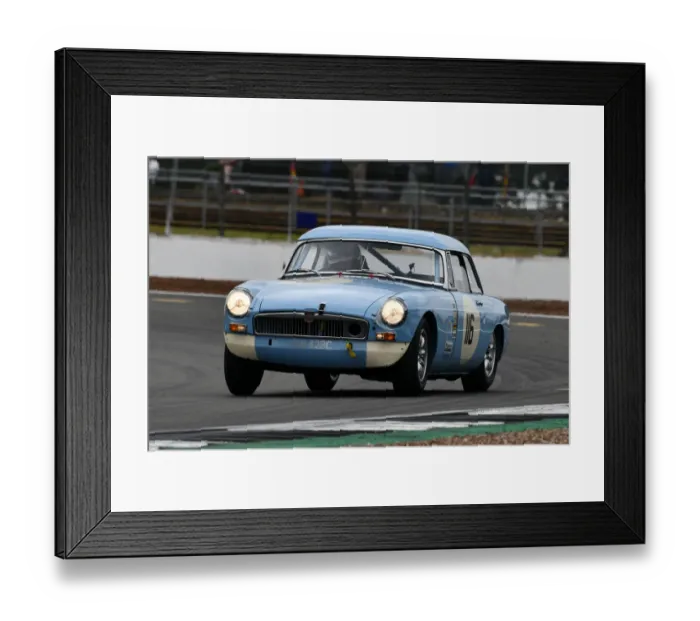 Framed Print : CJ9 3748 Neil Fisher, MG B Framed Print : CJ9 3748 Neil Fisher, MG B