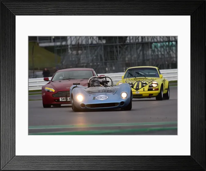 Framed Print : CM32 4275 Justin Maeers, Lola T70 Mk2 Spyder Framed Print : CM32 4275 Justin Maeers, Lola T70 Mk2 Spyder