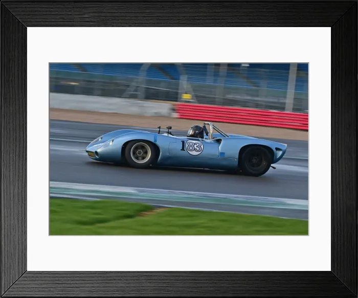 Framed Print : CM32 4405 Justin Maeers, Lola T70 Mk2 Spyder Framed Print : CM32 4405 Justin Maeers, Lola T70 Mk2 Spyder