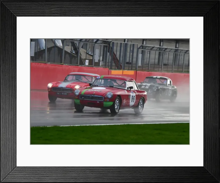 Framed Print : CJ10 3081 Martin Whitlock, MG B Roadster Framed Print : CJ10 3081 Martin Whitlock, MG B Roadster