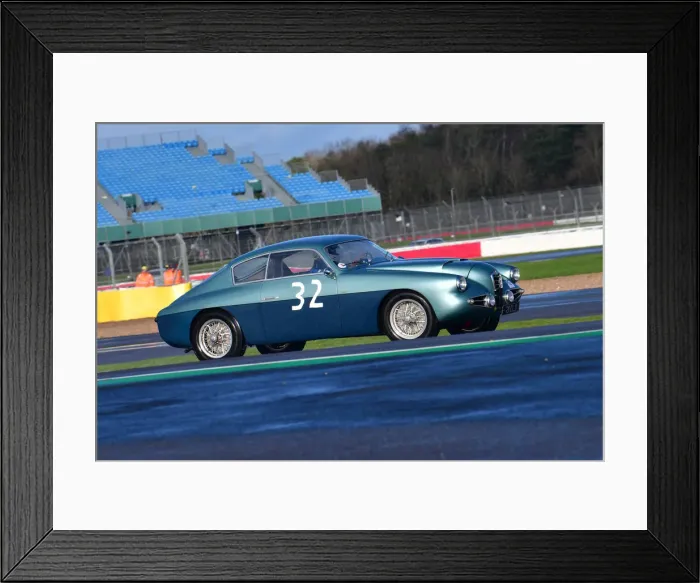 Framed Print : CJ10 3123 Christopher Mann, Alfa Romeo Coupe Framed Print : CJ10 3123 Christopher Mann, Alfa Romeo Coupe