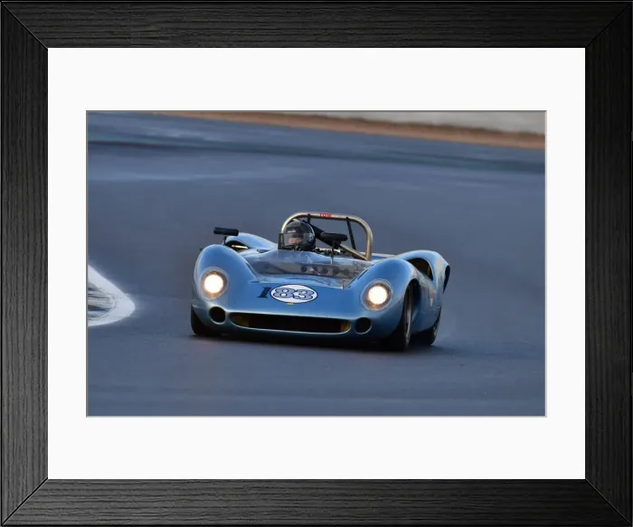 Framed Print : CJ10 3227 Justin Maeers, Lola T70 Mk2 Spyder Framed Print : CJ10 3227 Justin Maeers, Lola T70 Mk2 Spyder