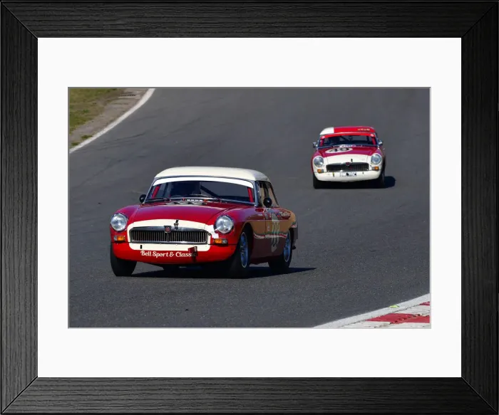 Framed Print : CJ10 3970 Peter Smith, MG B Roadster Framed Print : CJ10 3970 Peter Smith, MG B Roadster
