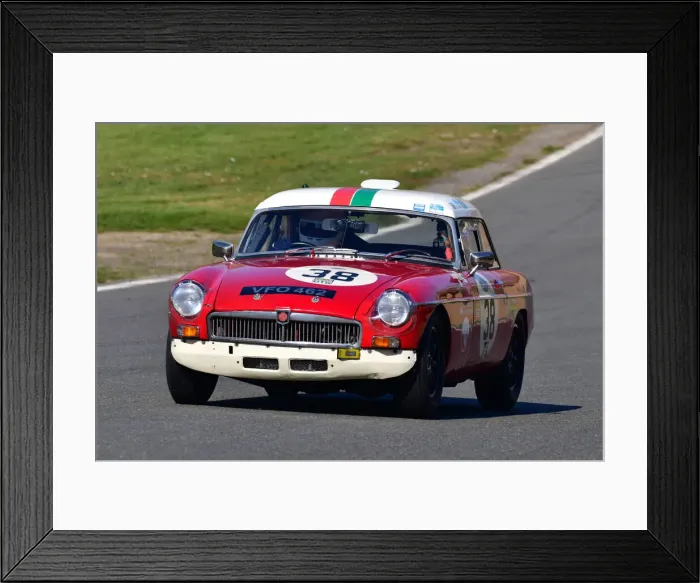 Framed Print : CJ10 3980 Paul Latimer, MG B Roadster Framed Print : CJ10 3980 Paul Latimer, MG B Roadster