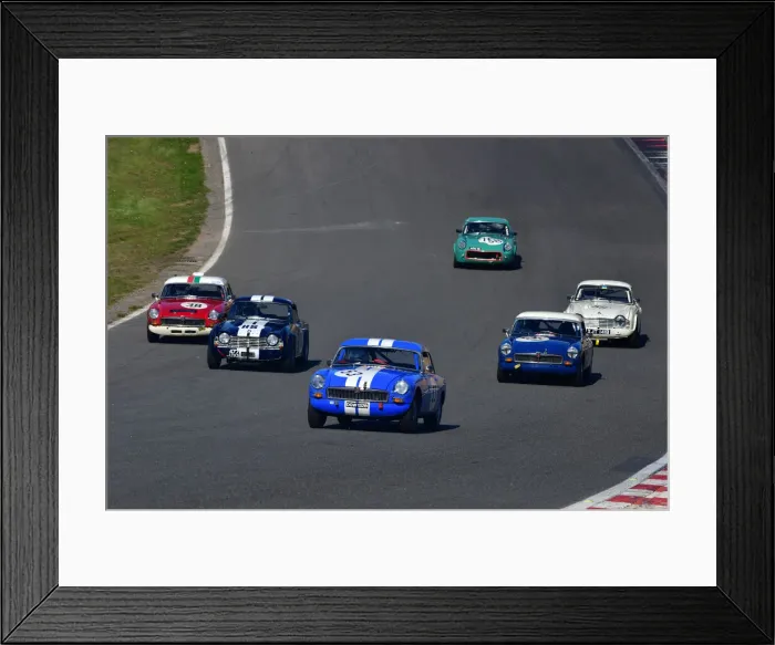 Framed Print : CJ10 3990 Kathleen Sherry, MG B Roadster Framed Print : CJ10 3990 Kathleen Sherry, MG B Roadster