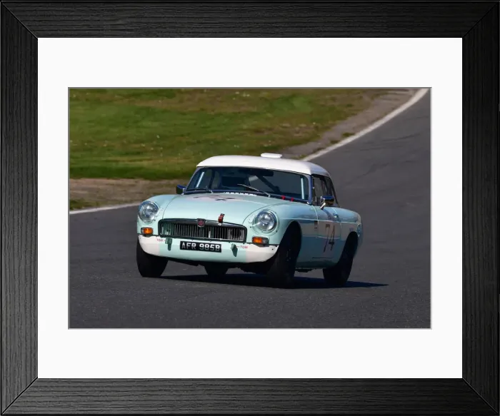 Framed Print : CJ10 4002 Barry Holmes, MG B Roadster Framed Print : CJ10 4002 Barry Holmes, MG B Roadster