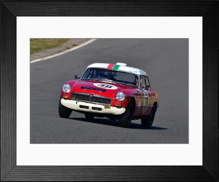 Framed Print : CJ10 4005 Paul Latimer, MG B Roadster Framed Print : CJ10 4005 Paul Latimer, MG B Roadster