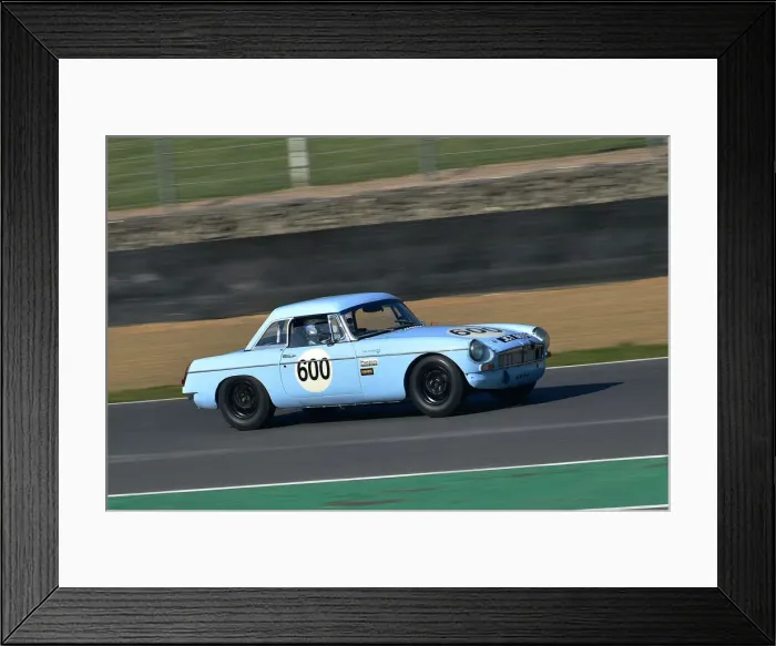 Framed Print : CM32 4466 John Tordoff, MG B Roadster Framed Print : CM32 4466 John Tordoff, MG B Roadster