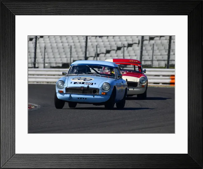 Framed Print : CJ10 3880 John Tordoff, MG B Roadster Framed Print : CJ10 3880 John Tordoff, MG B Roadster