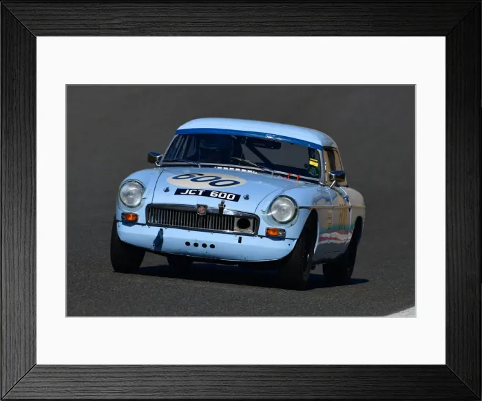 Framed Print : CJ10 3945 John Tordoff, MG B Roadster Framed Print : CJ10 3945 John Tordoff, MG B Roadster