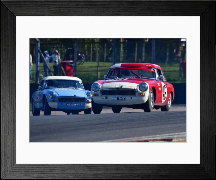 Framed Print : CJ10 4079 Simon Milner, MG B Roadster