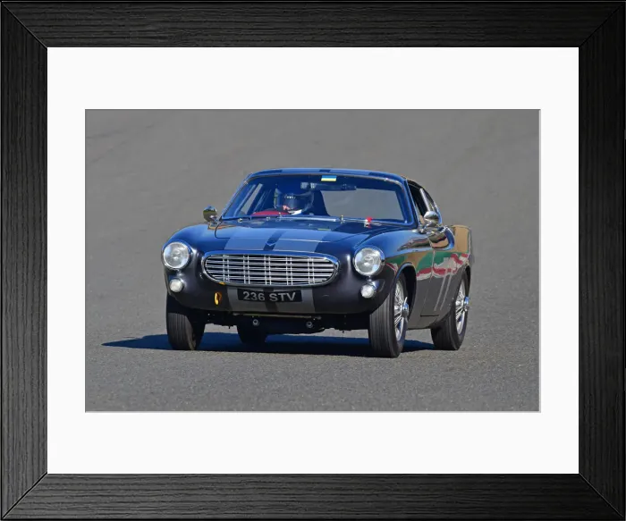 Framed Print : CJ10 3658 John Pearson, Volvo P1800 Framed Print : CJ10 3658 John Pearson, Volvo P1800