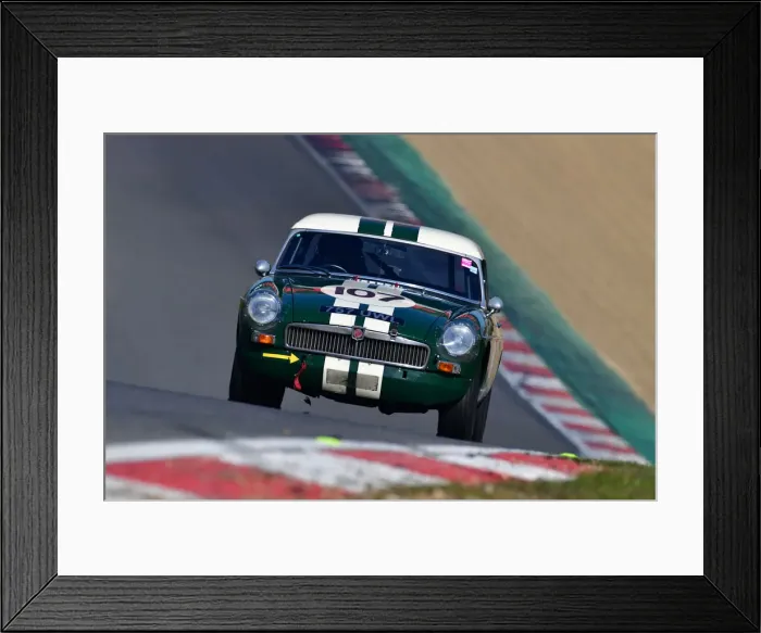 Framed Print : CJ10 3797 Harry Willmott, Rick Willmott, MG B Roadster Framed Print : CJ10 3797 Harry Willmott, Rick Willmott, MG B Roadster