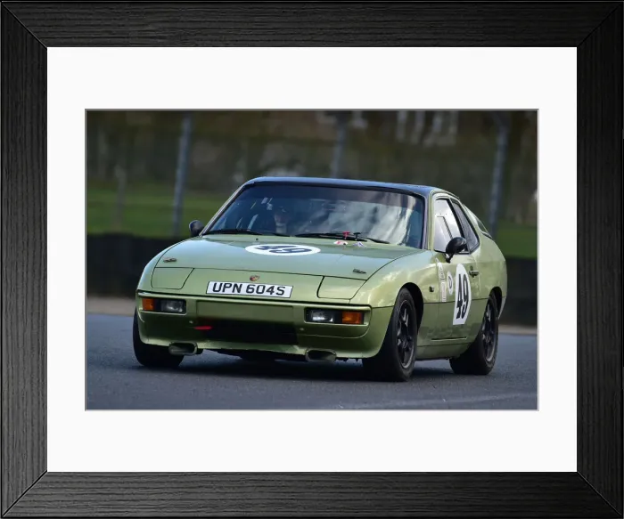 Framed Print : CM32 5274 Peter Hore, Porsche 924