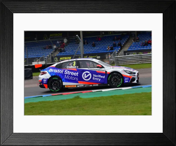 Framed Print : CJ10 7442 Tom Chilton, Hyundai i30N Framed Print : CJ10 7442 Tom Chilton, Hyundai i30N