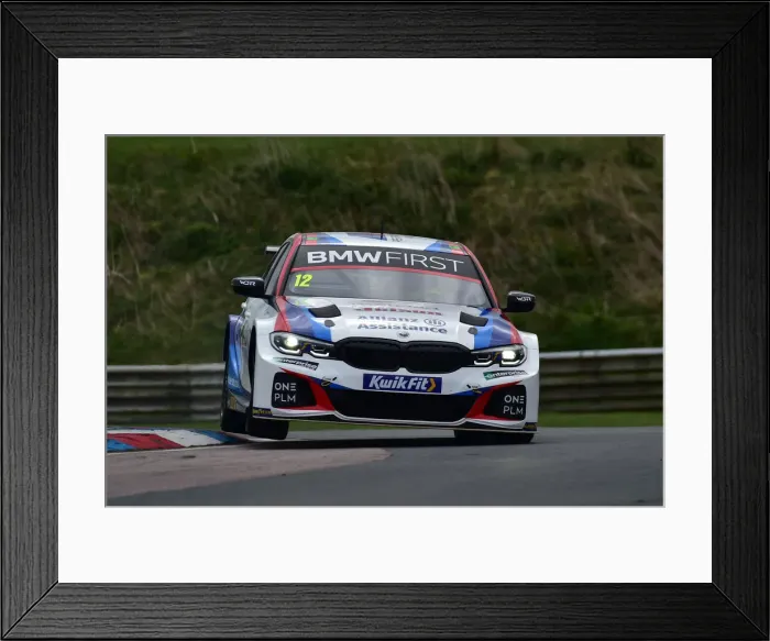 Framed Print : CM32 8350 Stephen Jelley, BMW 330e M Sport Framed Print : CM32 8350 Stephen Jelley, BMW 330e M Sport