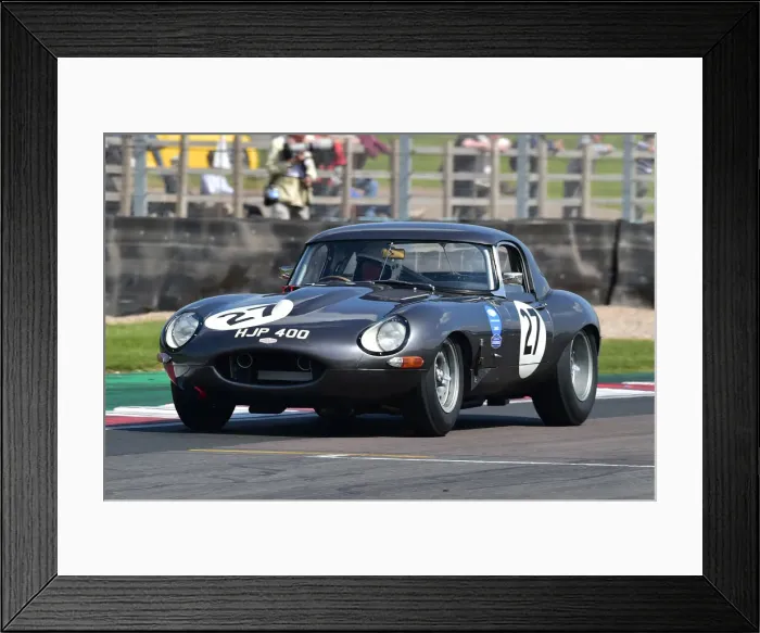 Framed Print : CM33 1414 John Pearson, Gary Pearson, Jaguar E-Type Framed Print : CM33 1414 John Pearson, Gary Pearson, Jaguar E-Type