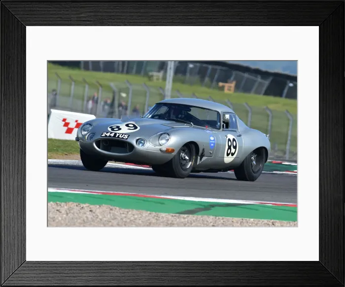 Framed Print : CM33 0896 Mike Wrigley, Matthew Wrigley, Jaguar E-Type Framed Print : CM33 0896 Mike Wrigley, Matthew Wrigley, Jaguar E-Type