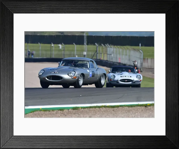Framed Print : CM33 0878Jon Minshaw, Phil Keen, Jaguar E-Type Framed Print : CM33 0878Jon Minshaw, Phil Keen, Jaguar E-Type