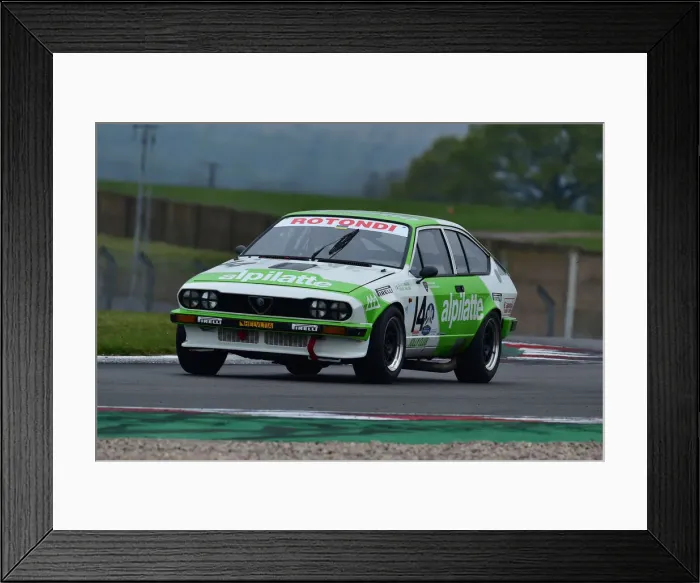 Framed Print : CM33 2031 Paul Clayson, Alfa Romeo GTV6 Framed Print : CM33 2031 Paul Clayson, Alfa Romeo GTV6