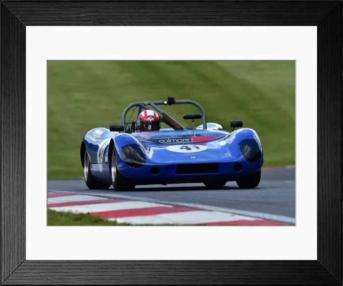 Framed Print : CM33 2983 Gwyn Pollard, Crossle C9S Framed Print : CM33 2983 Gwyn Pollard, Crossle C9S