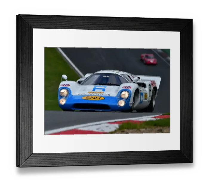 Framed Print : CM33 3239 Leo Voyazides, Simon Hadfield, Lola T70 MK3B Framed Print : CM33 3239 Leo Voyazides, Simon Hadfield, Lola T70 MK3B