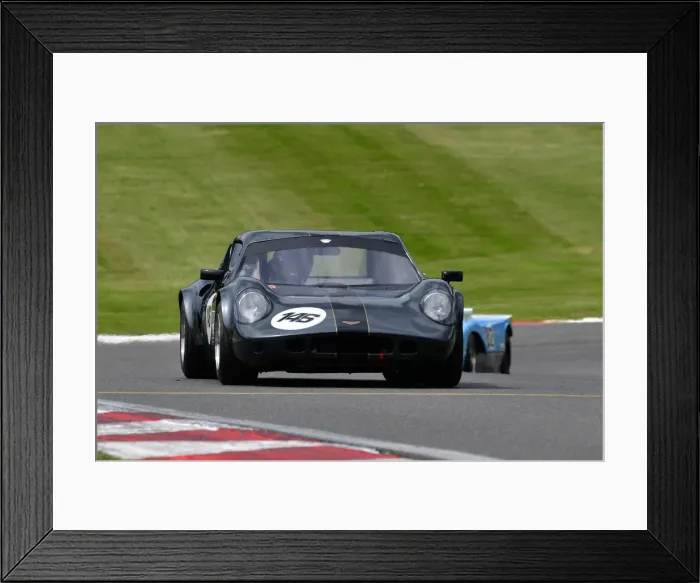 Framed Print : CJ11 2655 Stephen Nuttall, Chevron B8 Framed Print : CJ11 2655 Stephen Nuttall, Chevron B8
