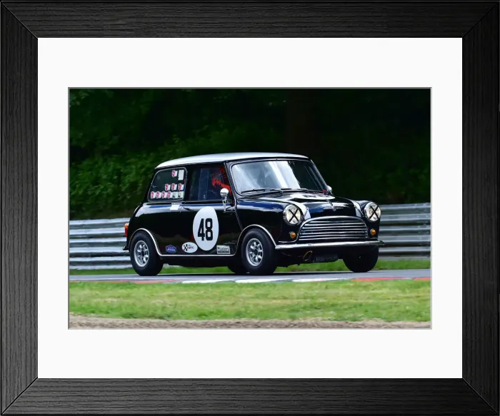 Framed Print : CM33 3393 Peter James, Amanda Stretton, Austin Mini Cooper S Framed Print : CM33 3393 Peter James, Amanda Stretton, Austin Mini Cooper S
