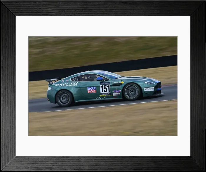 Framed Print : CM33 7040 Richard Taffinder, Aston Martin GT4 Framed Print : CM33 7040 Richard Taffinder, Aston Martin GT4