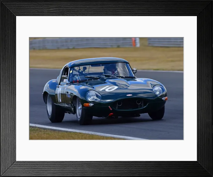 Framed Print : CJ11 6693 Lucas Bscher, Adrian Medeiros, Andrew Bentley, Jaguar E-Type Framed Print : CJ11 6693 Lucas Bscher, Adrian Medeiros, Andrew Bentley, Jaguar E-Type