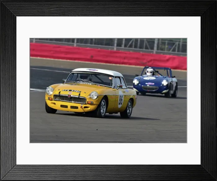 Framed Print : CM34 1898 Henry Jervis, Will Jervis, MG B Roadster Framed Print : CM34 1898 Henry Jervis, Will Jervis, MG B Roadster