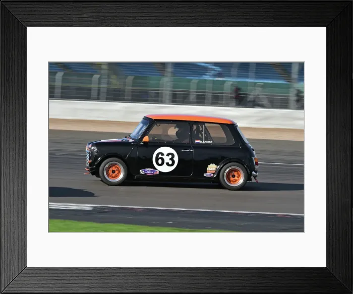 Framed Print : CM34 2093 Marc Kniese, Morris Mini Framed Print : CM34 2093 Marc Kniese, Morris Mini