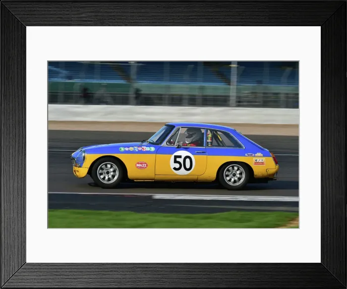 Framed Print : CM34 1975 David Waterhouse, Mark Richards, MG B GT Framed Print : CM34 1975 David Waterhouse, Mark Richards, MG B GT