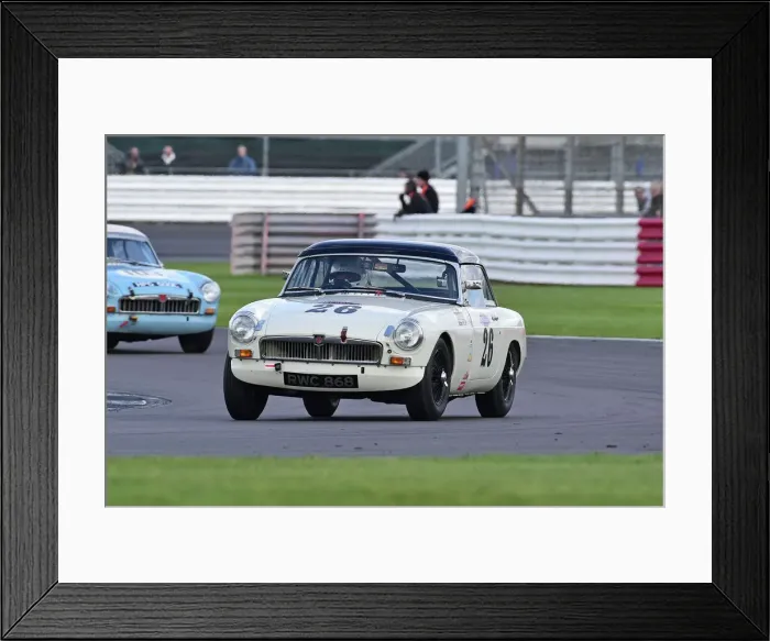 Framed Print : CM34 1653 Dennis Pickett, Daniel Pickett, MG B Roadster Framed Print : CM34 1653 Dennis Pickett, Daniel Pickett, MG B Roadster