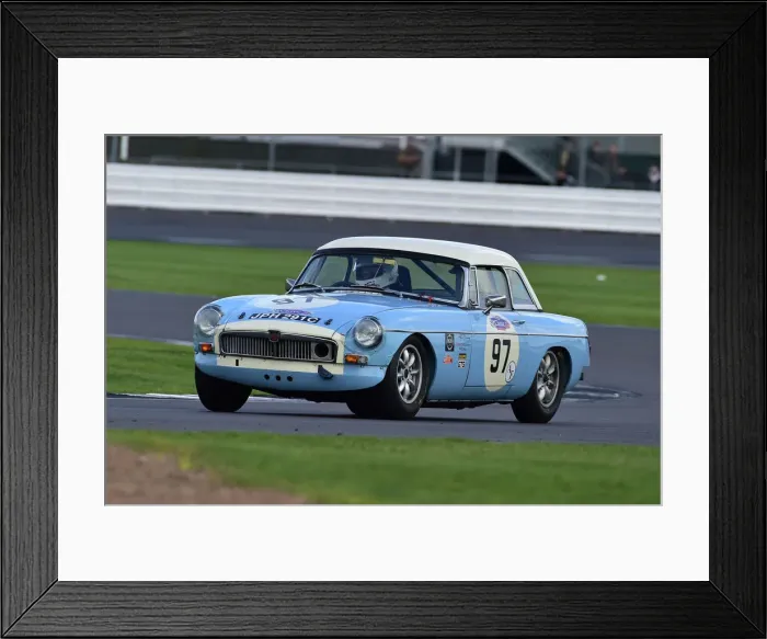 Framed Print : CM34 1658 Tom Brent, MG B Roadster Framed Print : CM34 1658 Tom Brent, MG B Roadster