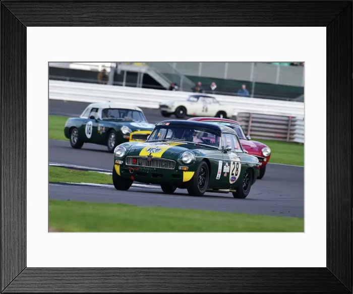 Framed Print : CM34 1646 Peter Boyes, Jan Boyes, MG B Roadster Framed Print : CM34 1646 Peter Boyes, Jan Boyes, MG B Roadster