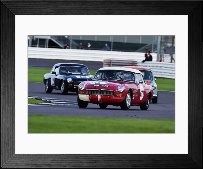 Framed Print : CM34 1649 Gavin Crawford, MG B Roadster
