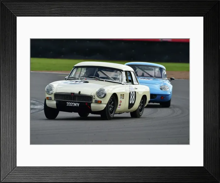 Framed Print : CM34 1746 Tom Woodcock, MG B Roadster Framed Print : CM34 1746 Tom Woodcock, MG B Roadster