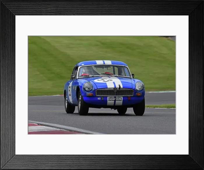 Framed Print : CJ11 2542 Kathleen Sherry, MG B Roadster Framed Print : CJ11 2542 Kathleen Sherry, MG B Roadster
