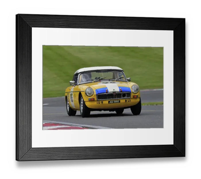 Framed Print : CJ11 2549 Bruce Duckworth, MG B Roadster Framed Print : CJ11 2549 Bruce Duckworth, MG B Roadster