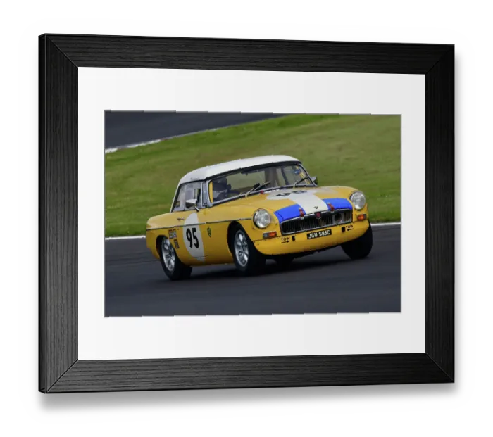 Framed Print : CJ11 2955 Bruce Duckworth, MG B Roadster Framed Print : CJ11 2955 Bruce Duckworth, MG B Roadster