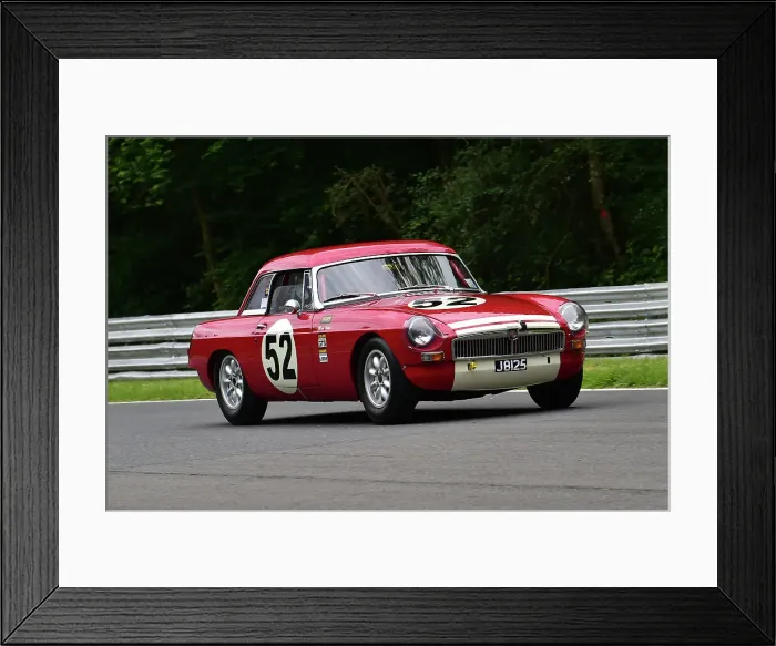 Framed Print : CM33 3750 Marc Yates, MG B Roadster Framed Print : CM33 3750 Marc Yates, MG B Roadster