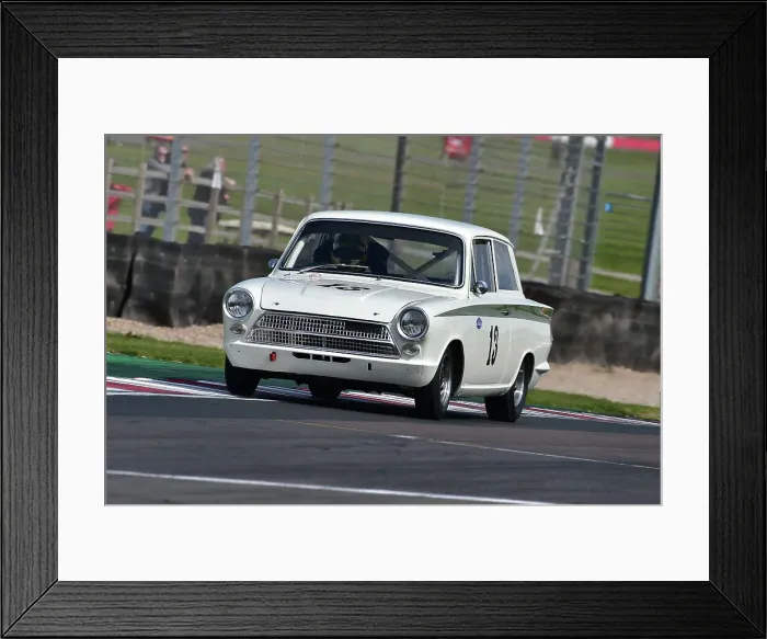 Framed Print : CM33 1464 Andy Wolfe, Julian Thomas, Ford Lotus Cortina Framed Print : CM33 1464 Andy Wolfe, Julian Thomas, Ford Lotus Cortina