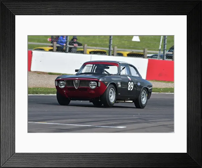 Framed Print : CM33 1499 Andrew Banks, Max Banks, Alfa Romeo Giulia Sprint GTA Framed Print : CM33 1499 Andrew Banks, Max Banks, Alfa Romeo Giulia Sprint GTA