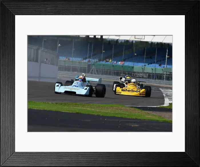 Framed Print : CJ11 9811 Timothy de Silva, Chevron B35, Graham Ridgway, March 742 Framed Print : CJ11 9811 Timothy de Silva, Chevron B35, Graham Ridgway, March 742