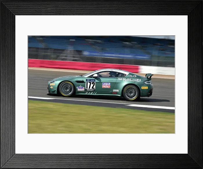 Framed Print : CM33 7490 Chris Murphy, Aston Martin GT4 Framed Print : CM33 7490 Chris Murphy, Aston Martin GT4