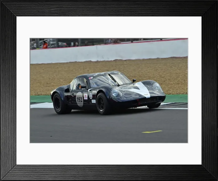 Framed Print : CM33 7826 Julian Thomas, Calum Lockie, Chevron B8 Framed Print : CM33 7826 Julian Thomas, Calum Lockie, Chevron B8